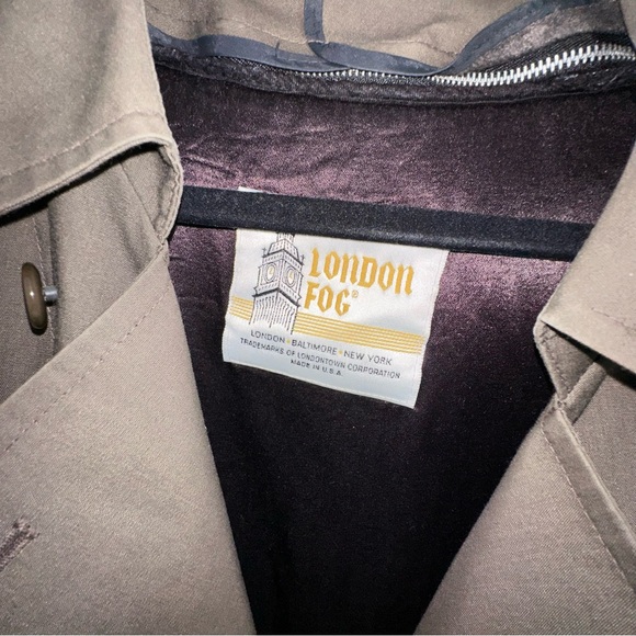 London fog double breasted khaki green trench with belt-42s - Picture 8 of 9